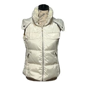 GoodNight Macaroon Hooded Faux Fur Puffer Vest XS White Sleeveless Ski Jacket